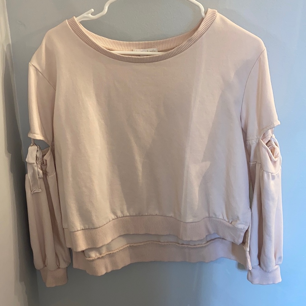 Crewneck sweater with sleeve cutouts